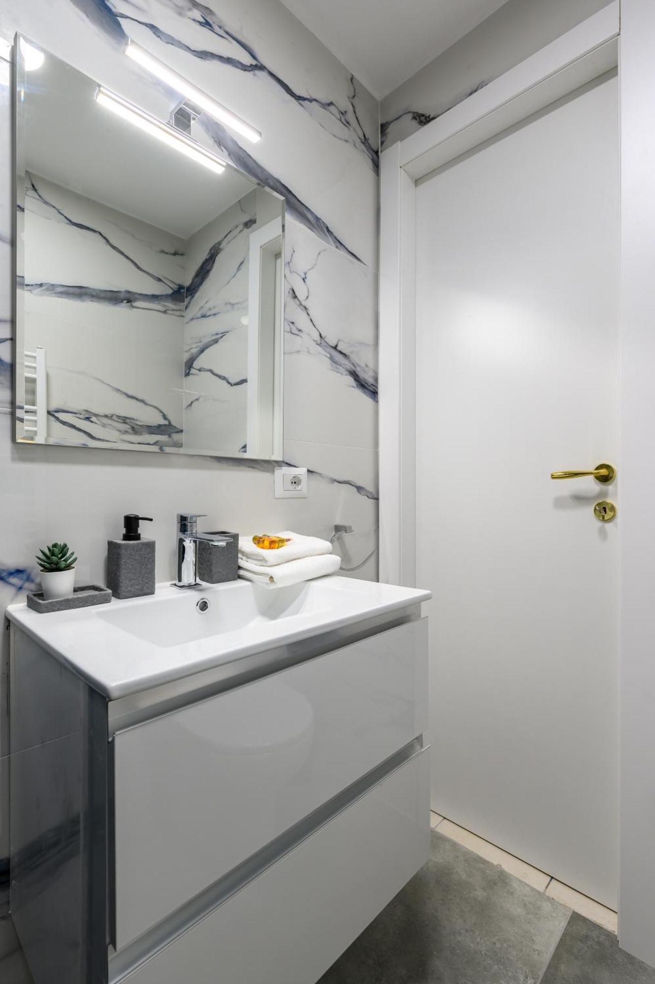 Hb Montebello Apartment Rome Exterior photo