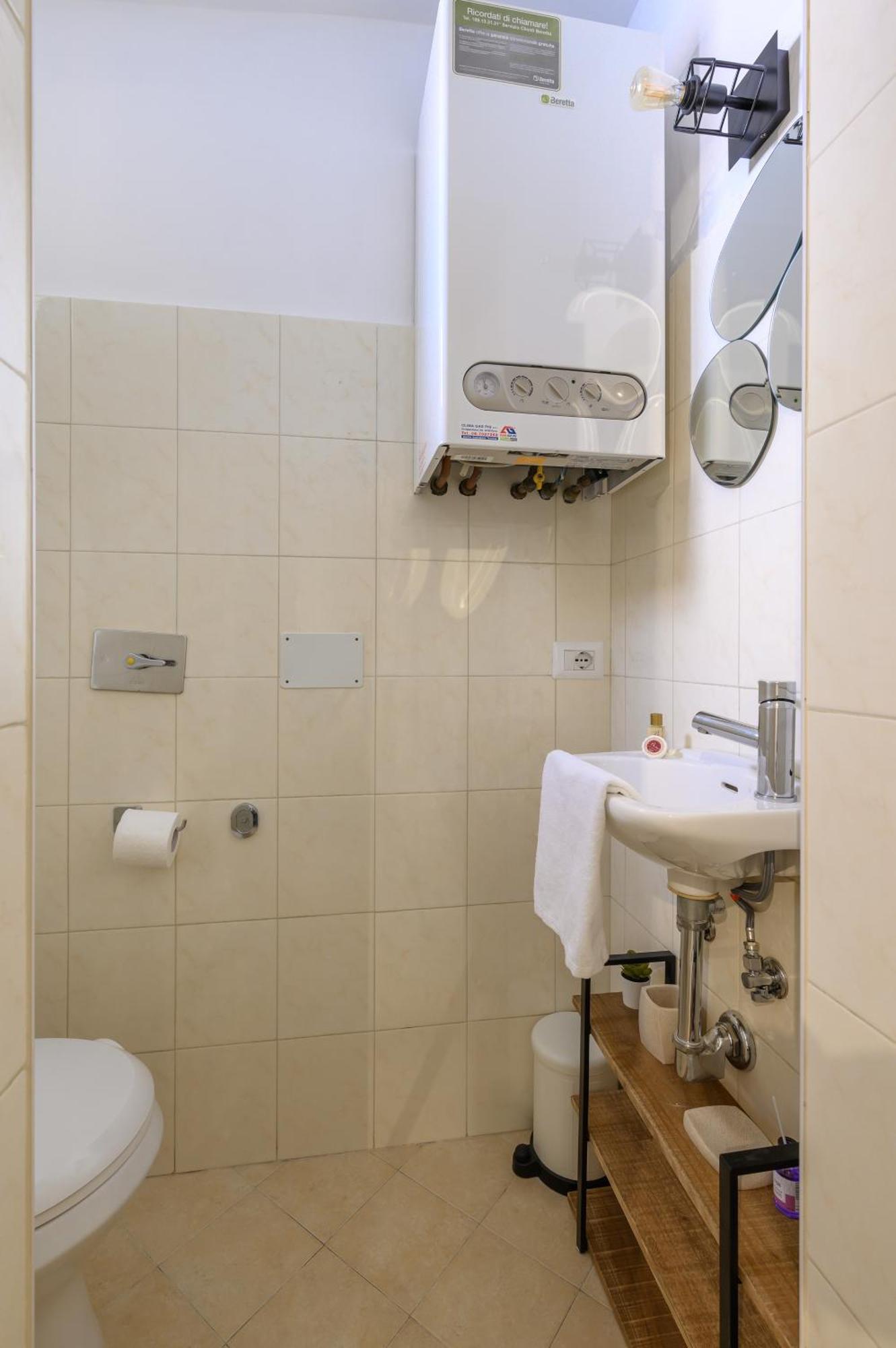 Hb Montebello Apartment Rome Exterior photo